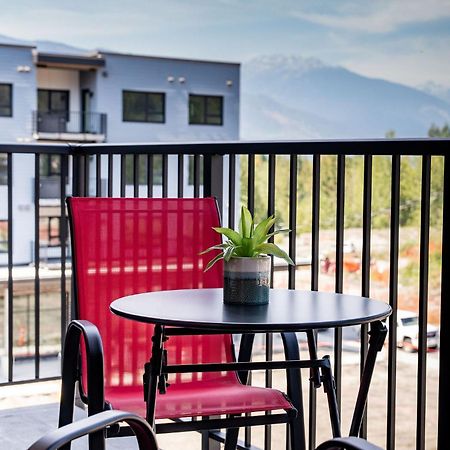 Apartamento Alpine Haven By Revelstoke Vacations Exterior foto