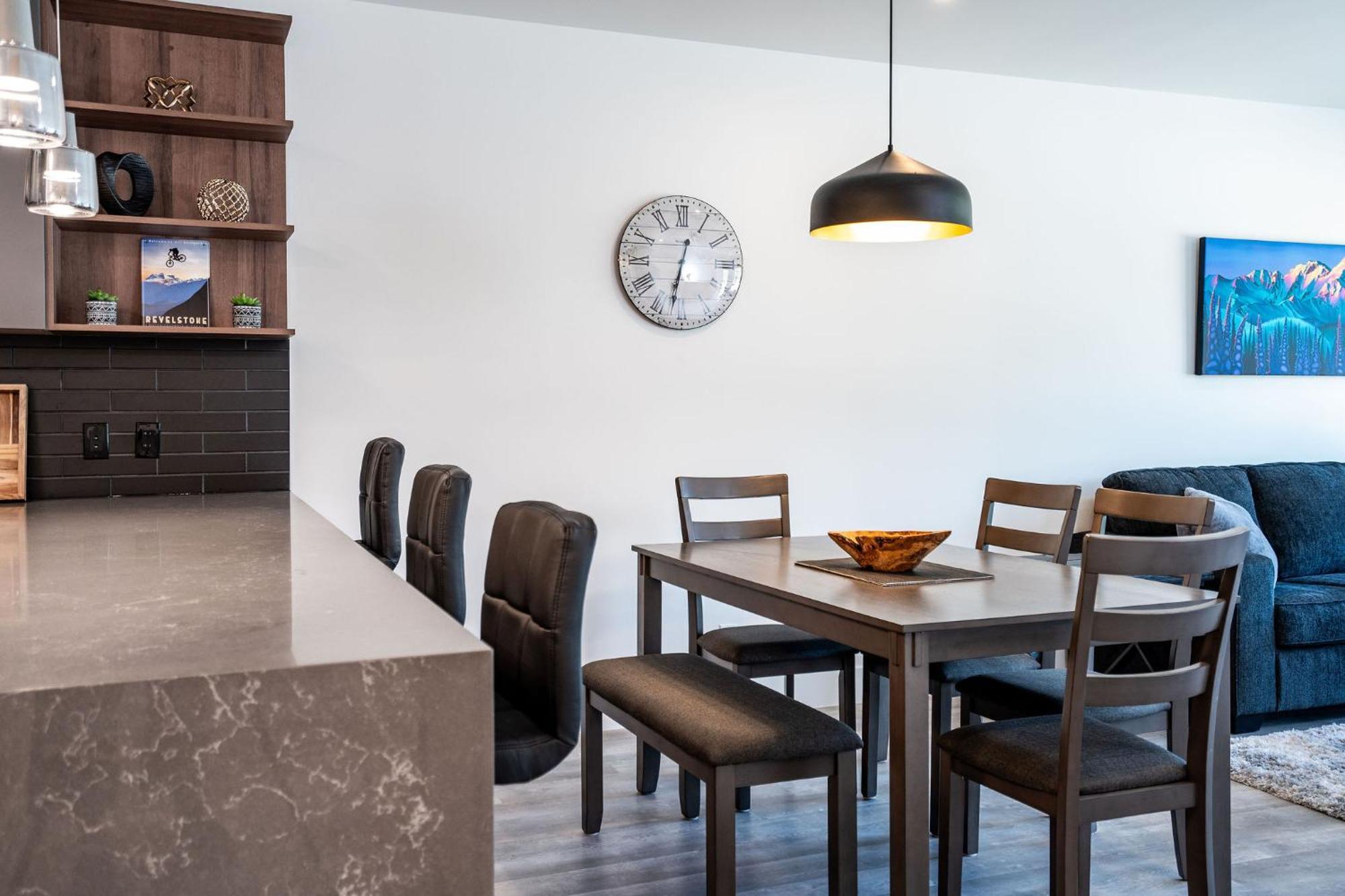 Apartamento Alpine Haven By Revelstoke Vacations Exterior foto