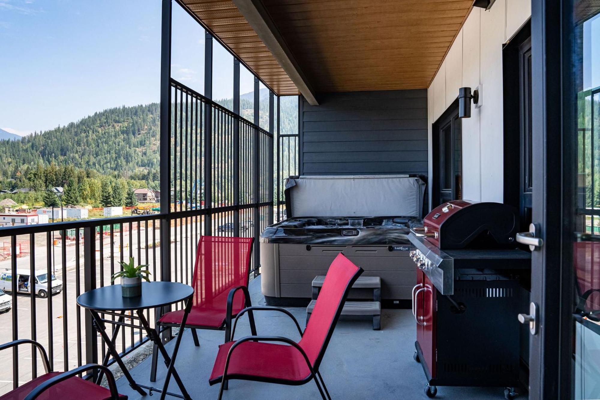 Apartamento Alpine Haven By Revelstoke Vacations Exterior foto