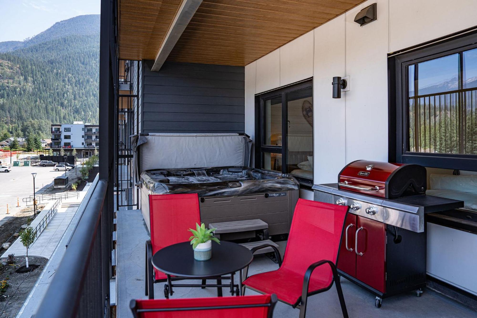 Apartamento Alpine Haven By Revelstoke Vacations Exterior foto